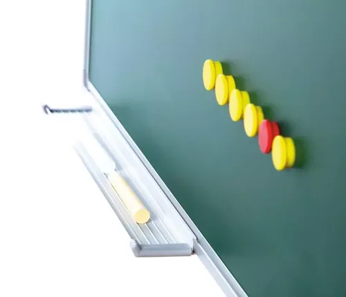 In And OutdoorMatch Chalkboard PRO Hallie - Magnetic - Schoolboard - Easy assembly - Enamel steel - Green - 100x100cm (70601)